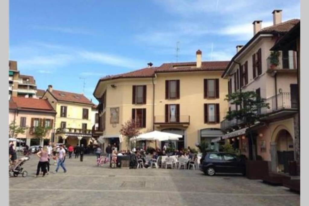 L'Attico Del Lago Sesto Calende Luaran gambar
